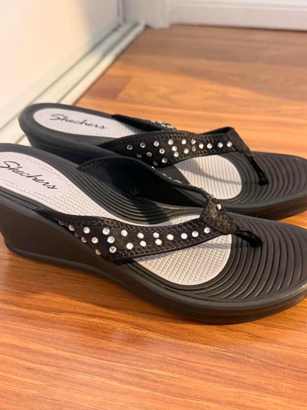 Y2k Skechers wedge platform rhinestone sandals